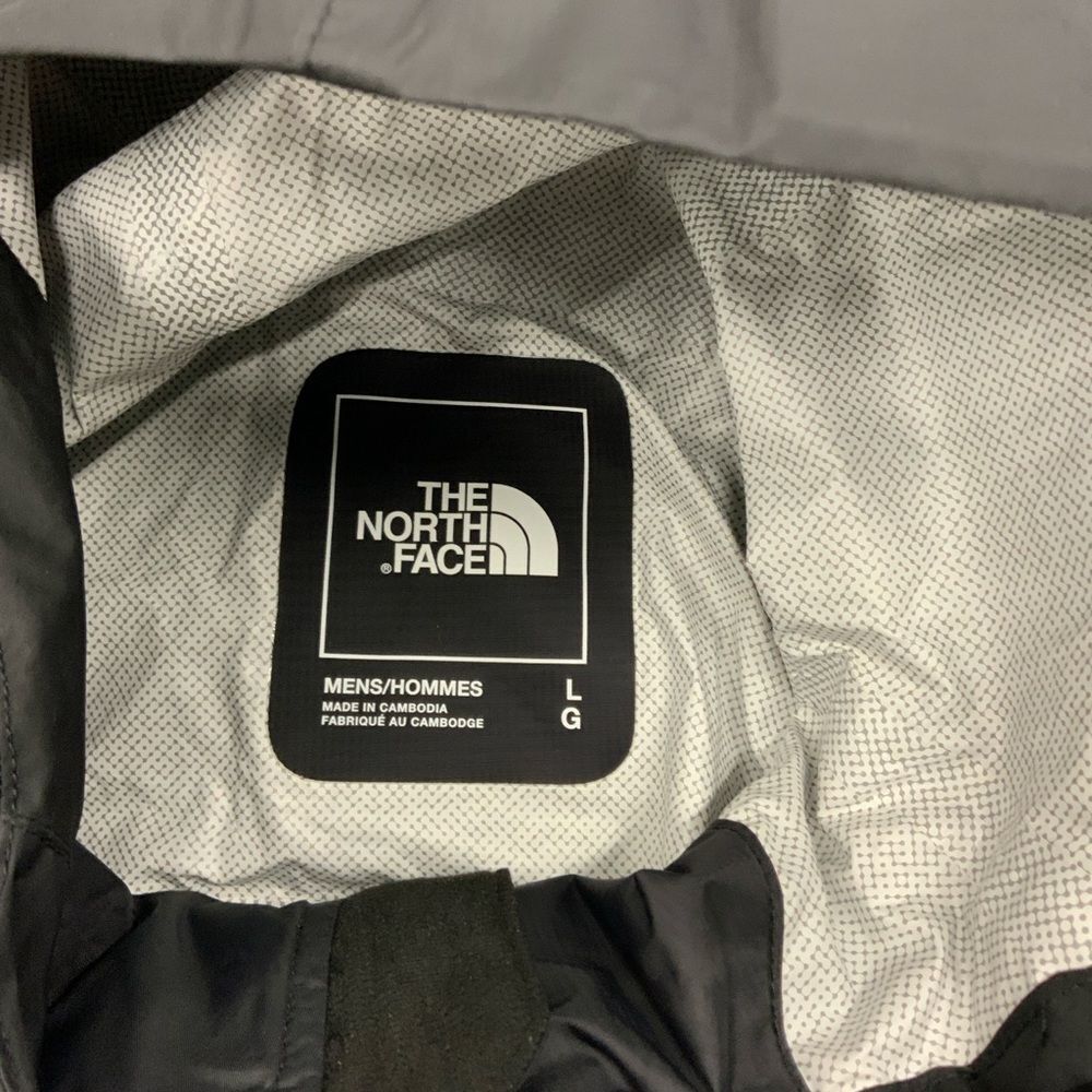 The North Face Men’s Venture 2 Jacket Black Size Large - Picture 3 of 4